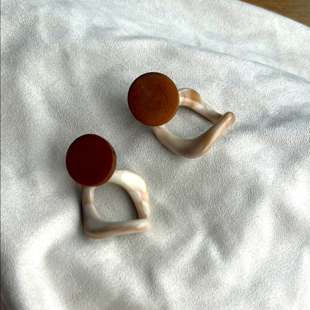 Brown and Cream Geometric Earrings